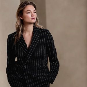 Banana Republic LINEN-COTTON DOUBLE BREASTED BLAZER size 6 black stripe.